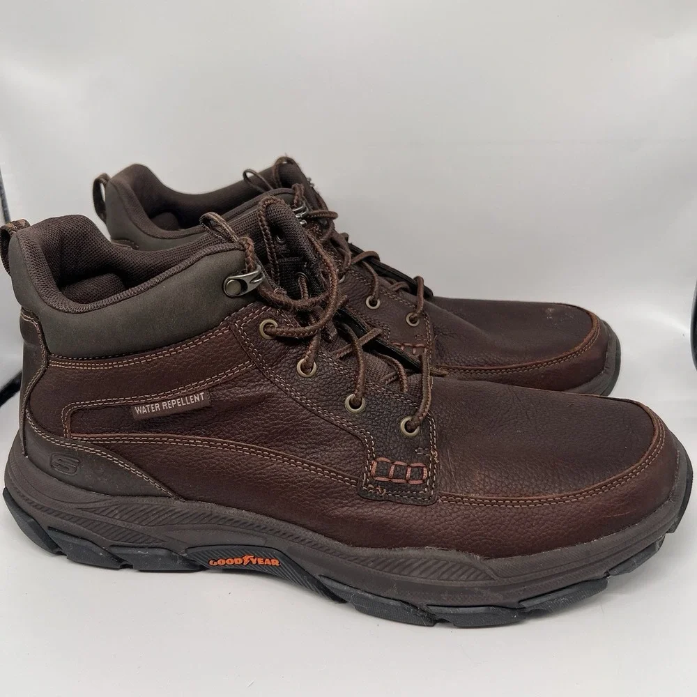 Men's SKECHERS Relaxed Fit Respected Boswell Boots Shoes 13 Water Repellent Mid